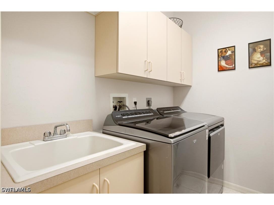 10815 Phoenix Way Naples FL 34119 226016503 image33