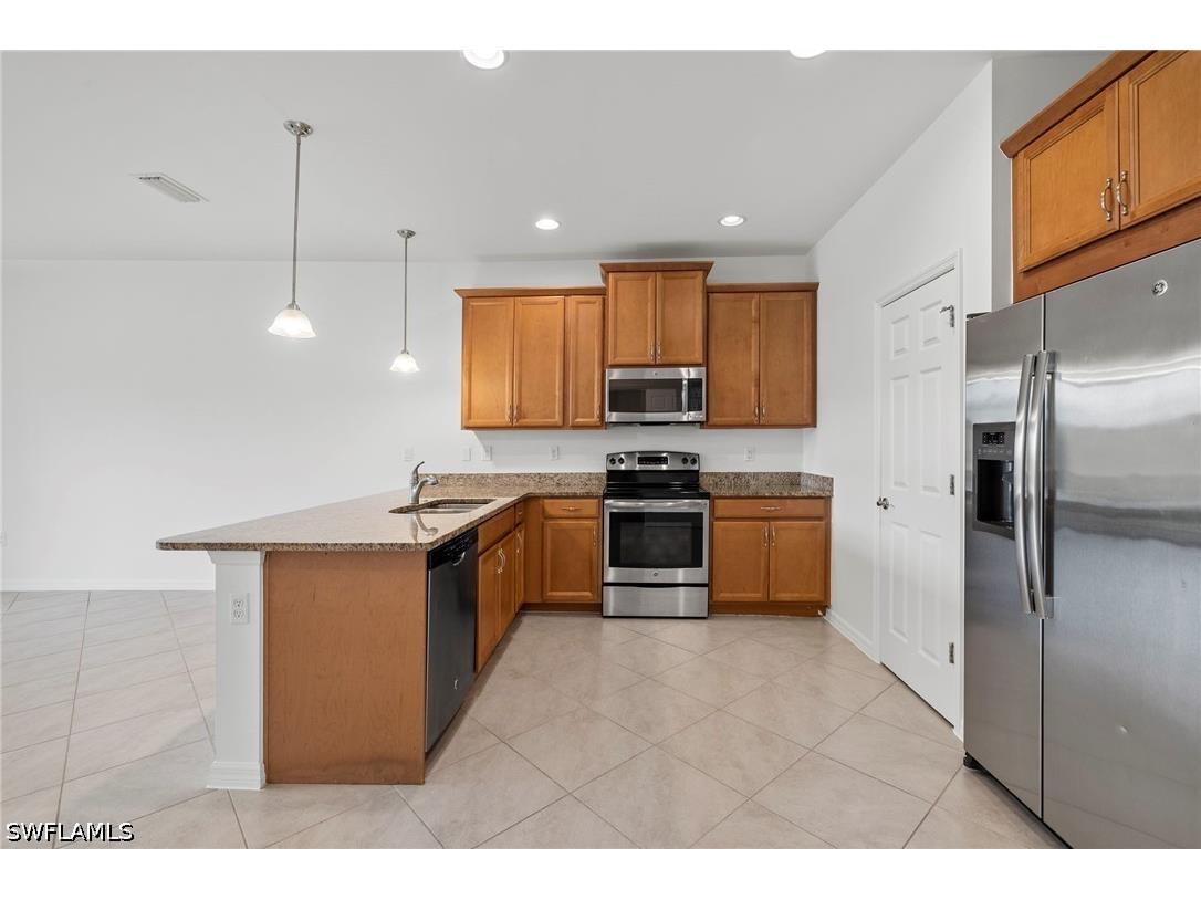 10818 Alvara Way Bonita Springs FL 34135 226007762 image5
