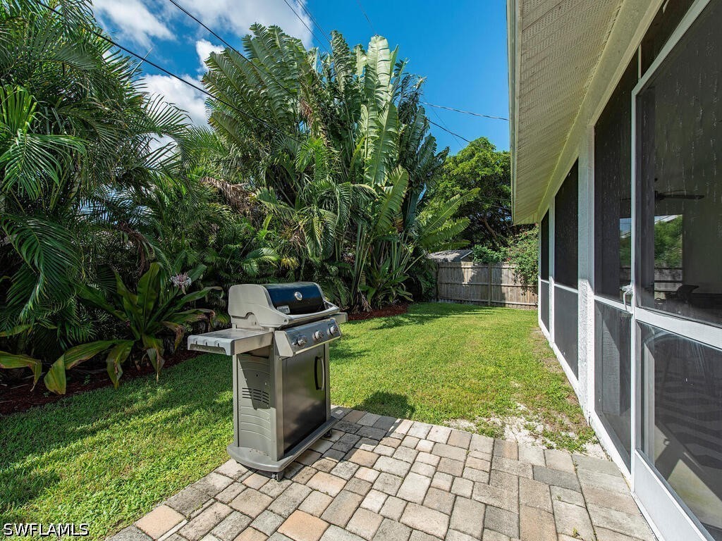 1082 Capri Drive Naples FL 34103 226018577 image12