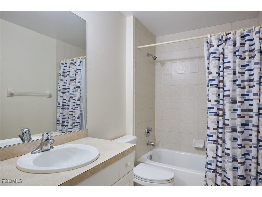 1082 Ridgeway Drive North Fort Myers FL 33903 2025018501 image8