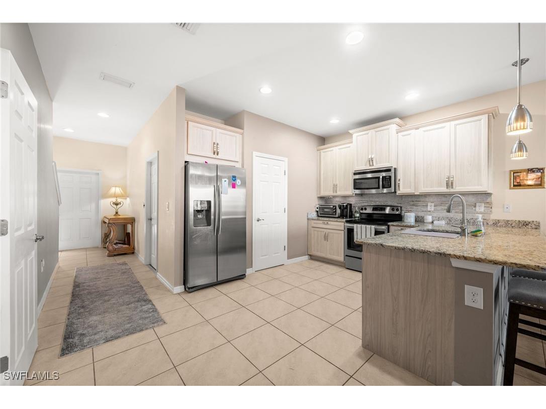 10820 Alvara Way Bonita Springs FL 34135 225080972 image28