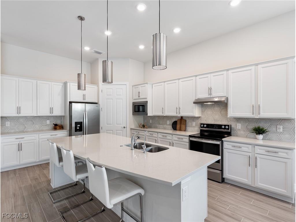 10824 Maitland Way Fort Myers FL 33913 2025024221 image12