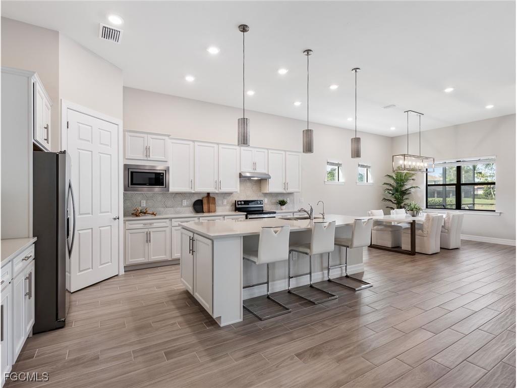 10824 Maitland Way Fort Myers FL 33913 2025024221 image9