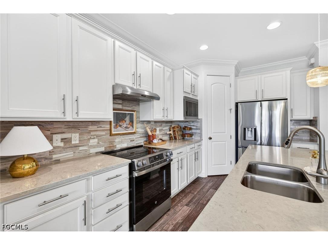 10825 Dennington Road Fort Myers FL 33913 2026012107 image7