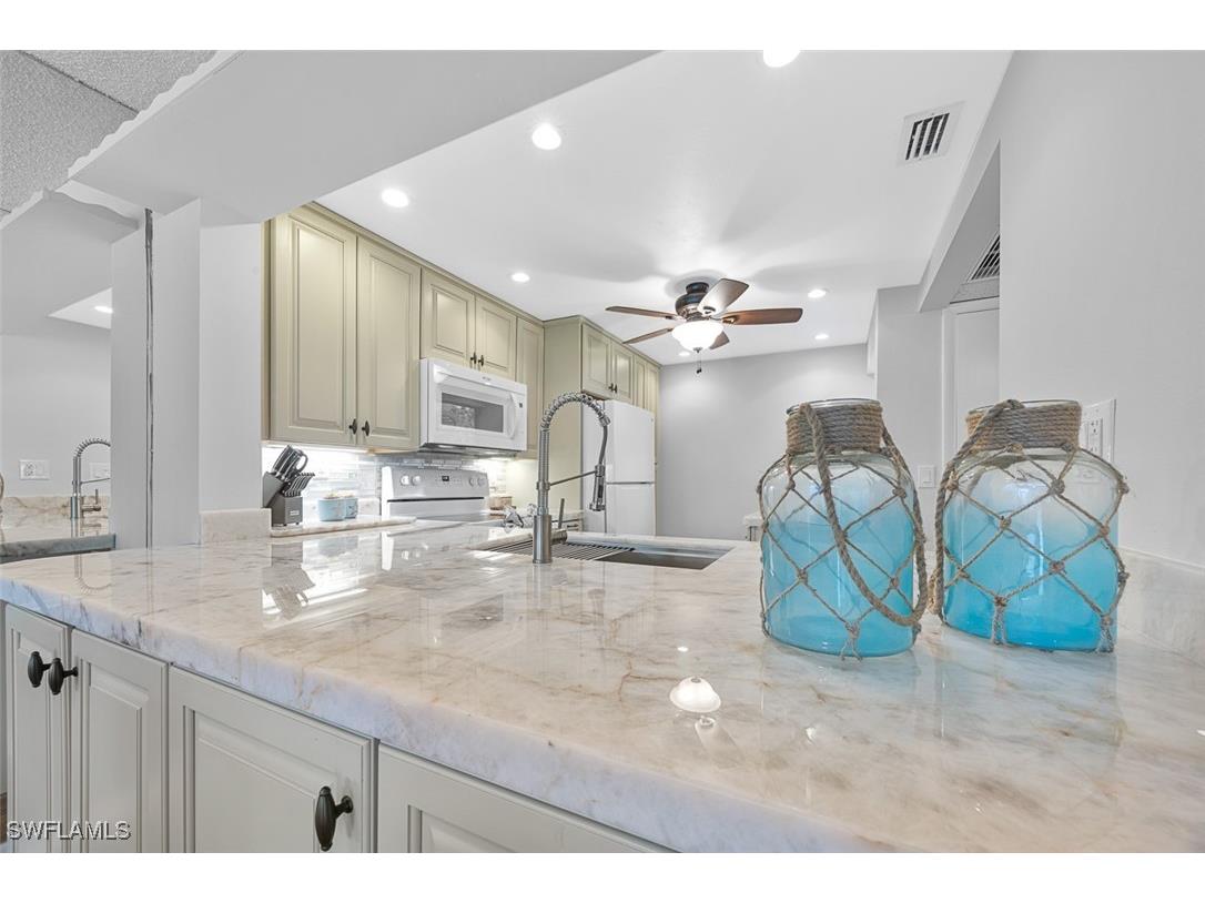 1083 Forest Lakes Drive #207 Naples FL 34105 225072554 image1