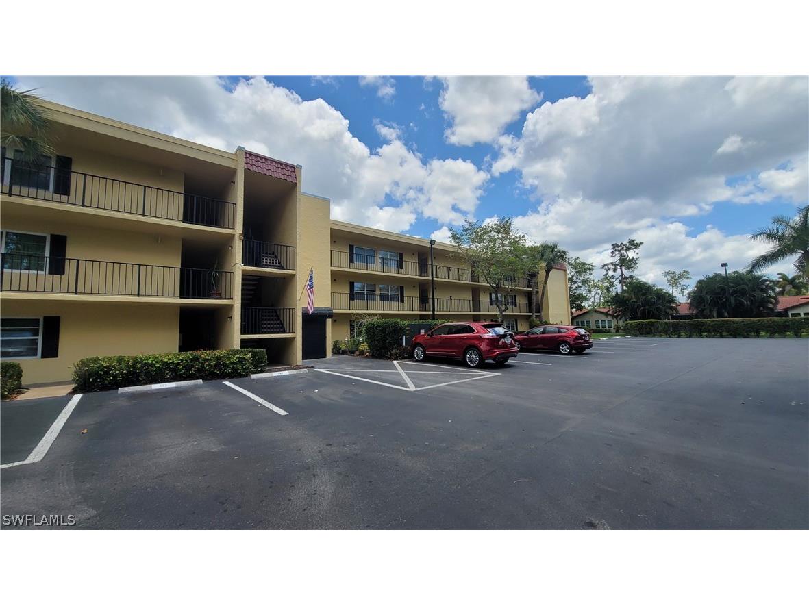 1083 Forest Lakes Drive #6107 Naples FL 34105 224045130 image1