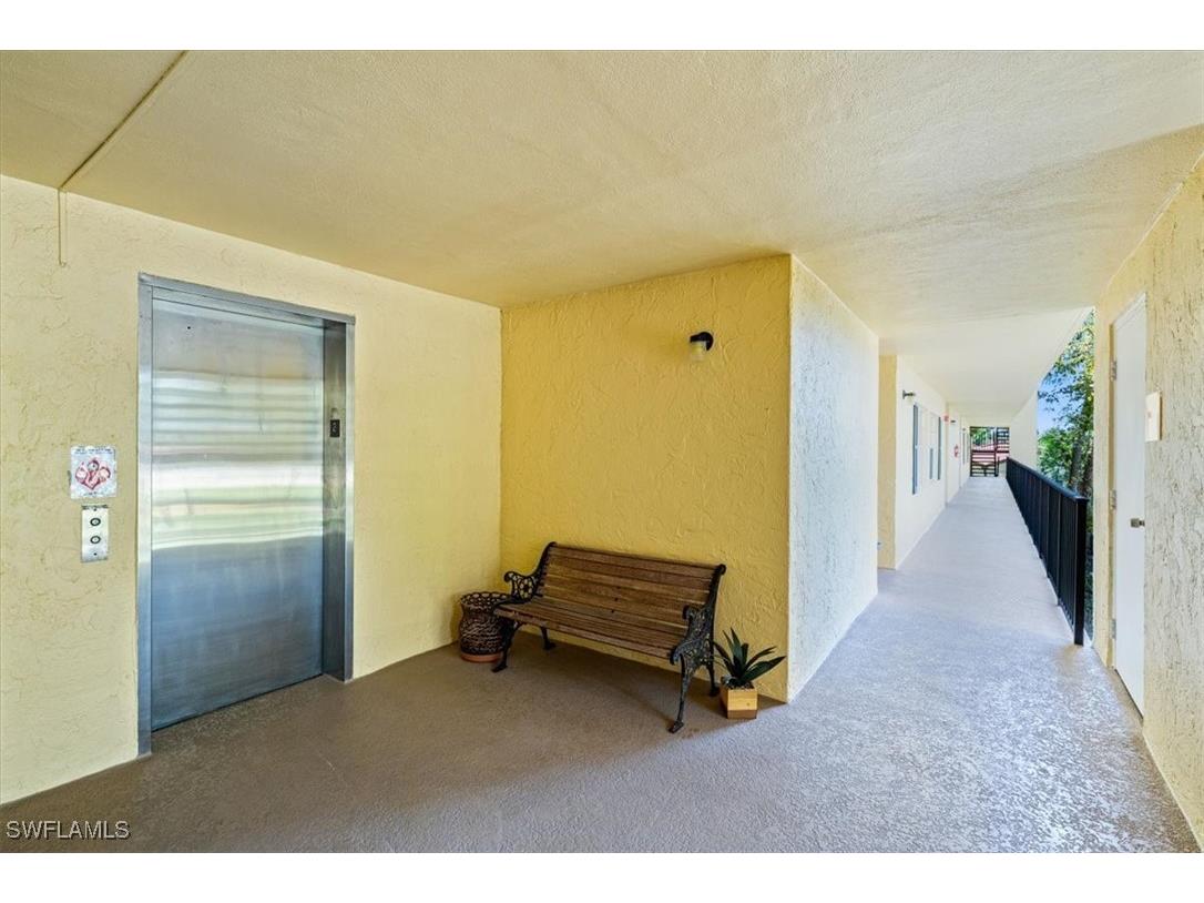 1083 Forest Lakes Drive #6204 Naples FL 34105 225073835 image22