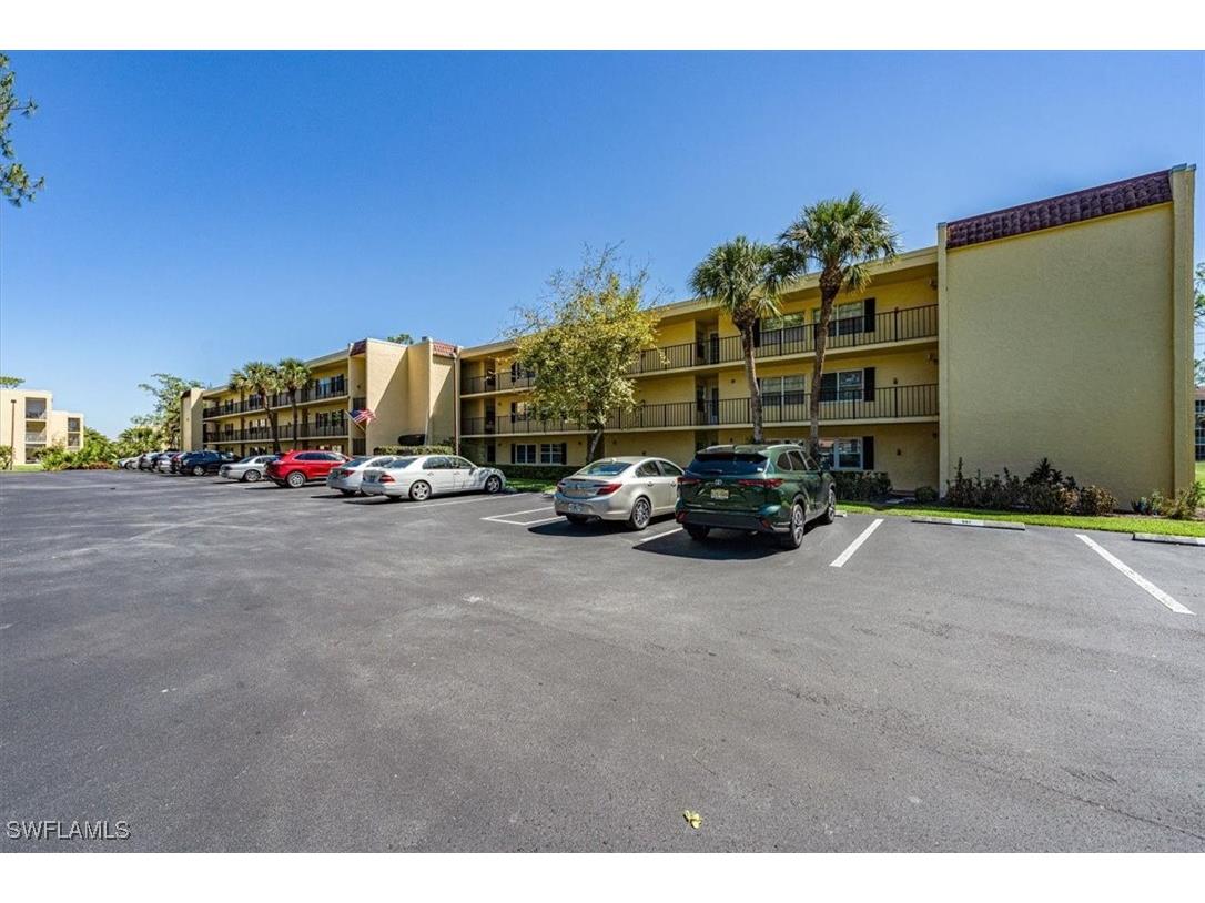 1083 Forest Lakes Drive #6204 Naples FL 34105 225073835 image23