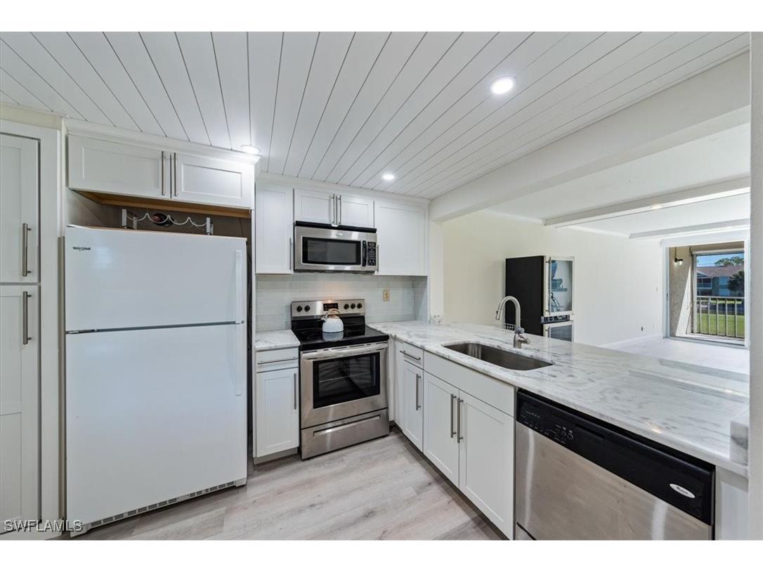 1083 Forest Lakes Drive #6204 Naples FL 34105 225073835 image9