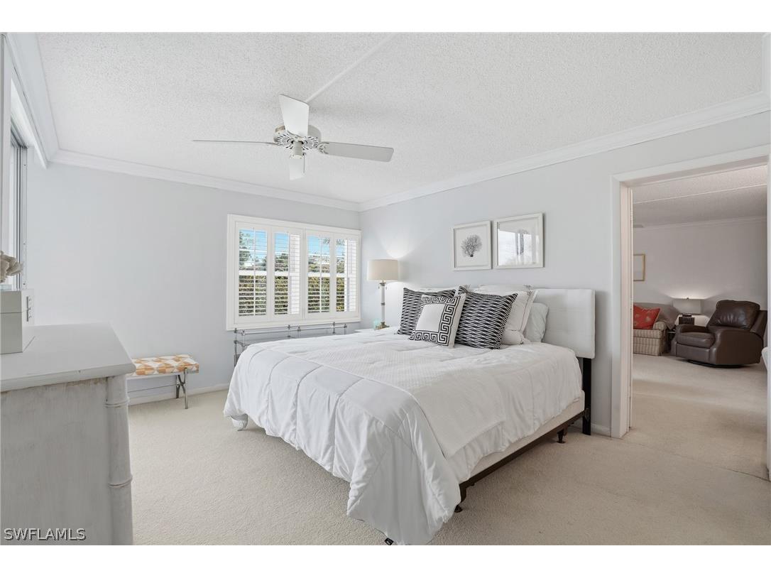 1083 Forest Lakes Drive #6304/6305 Naples FL 34105 226009984 image13