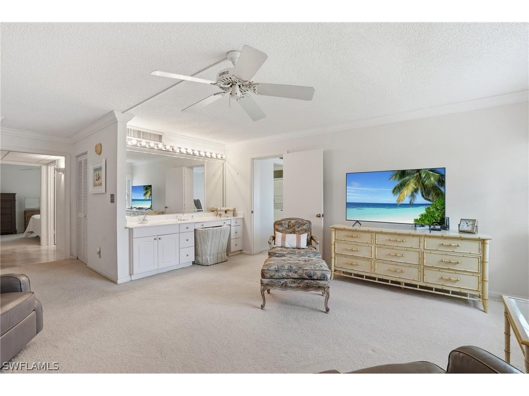 1083 Forest Lakes Drive #6304/6305 Naples FL 34105 226009984 image18