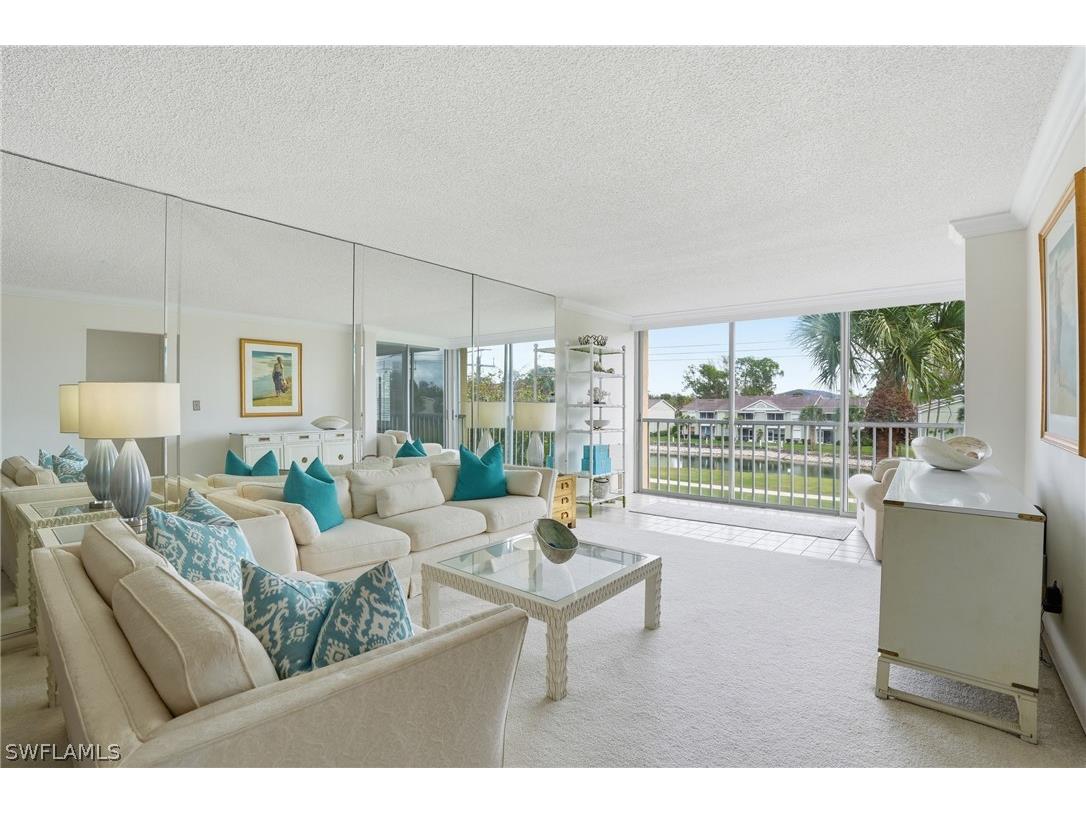 1083 Forest Lakes Drive #6304/6305 Naples FL 34105 226009984 image9