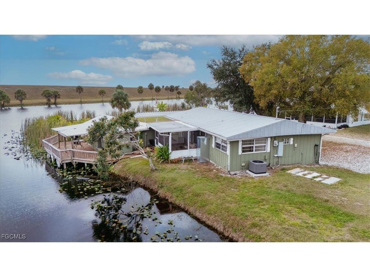 1083 Sunset Strip Moore Haven FL 33479 2026003221 image2