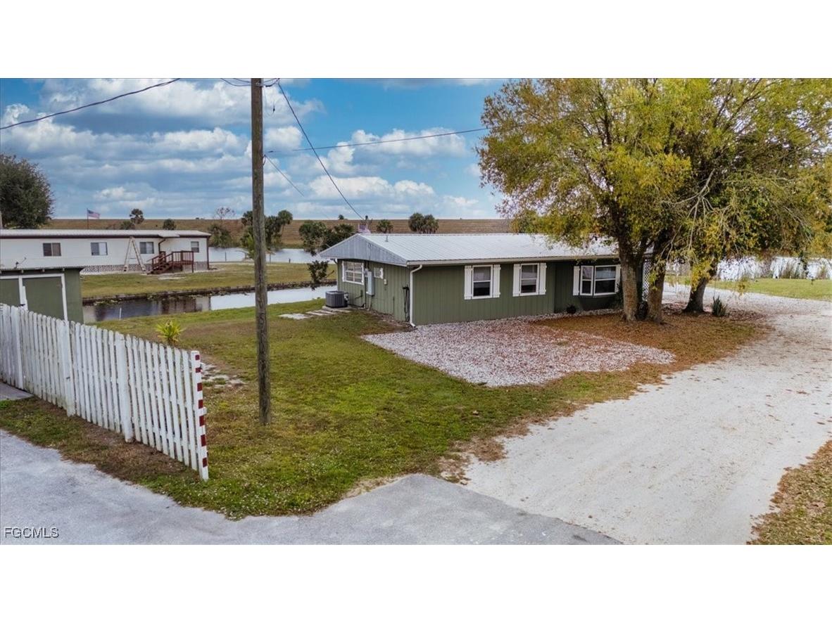 1083 Sunset Strip Moore Haven FL 33479 2026003221 image4