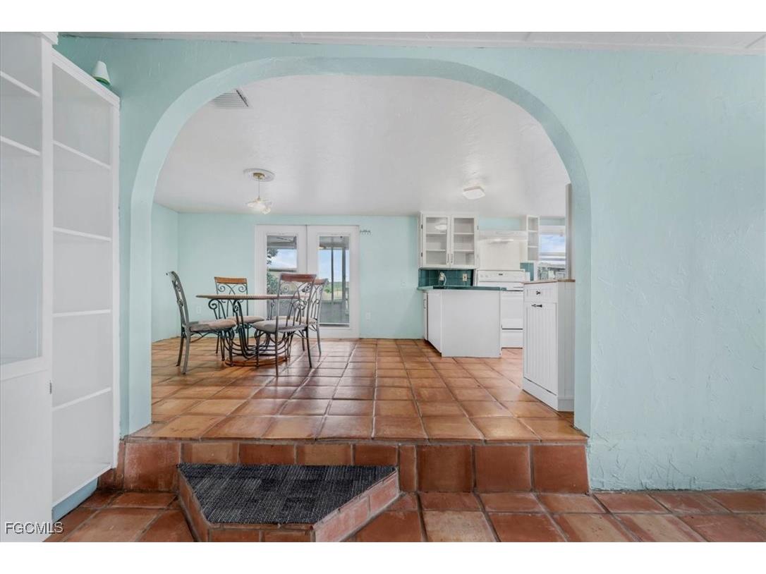 1083 Sunset Strip Moore Haven FL 33479 2026003221 image9