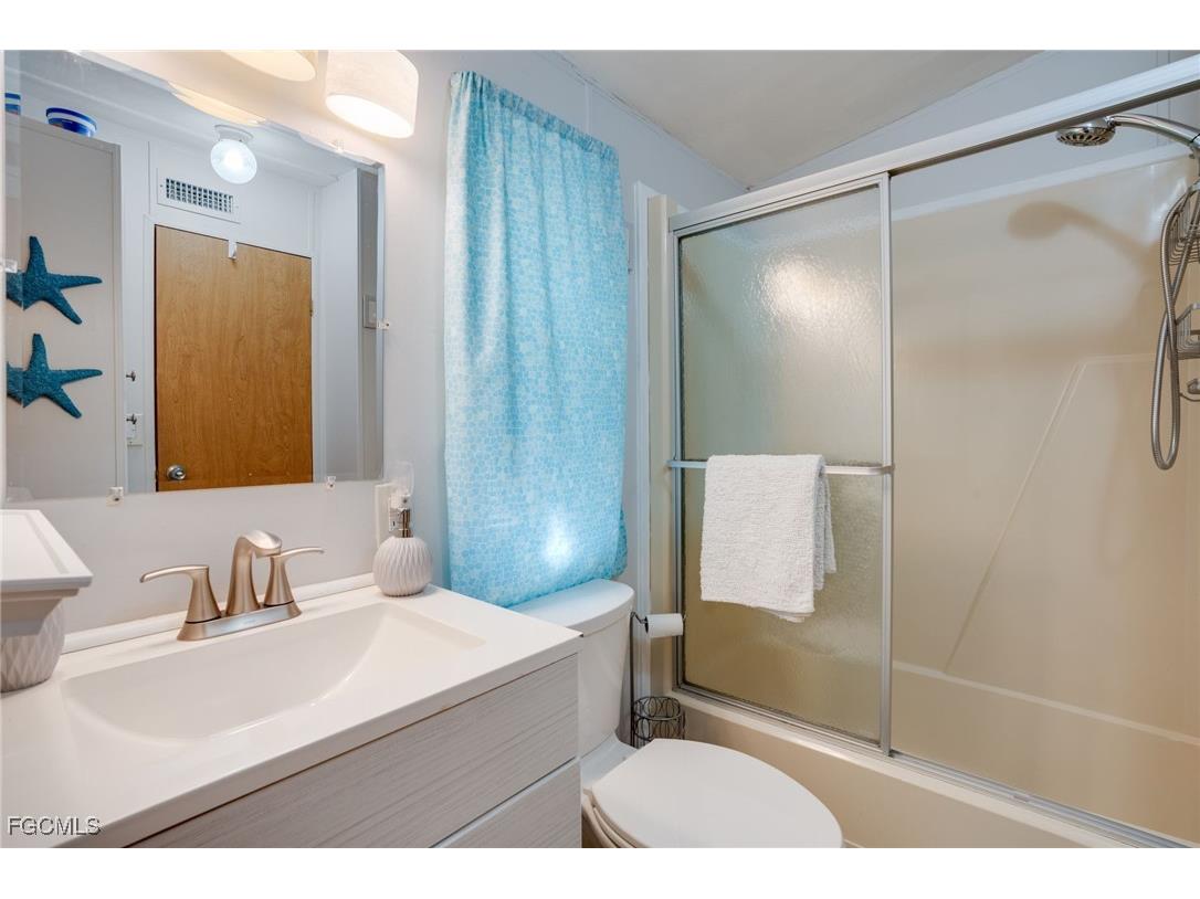 10835 Ani Circle Estero FL 33928 2025022397 image13