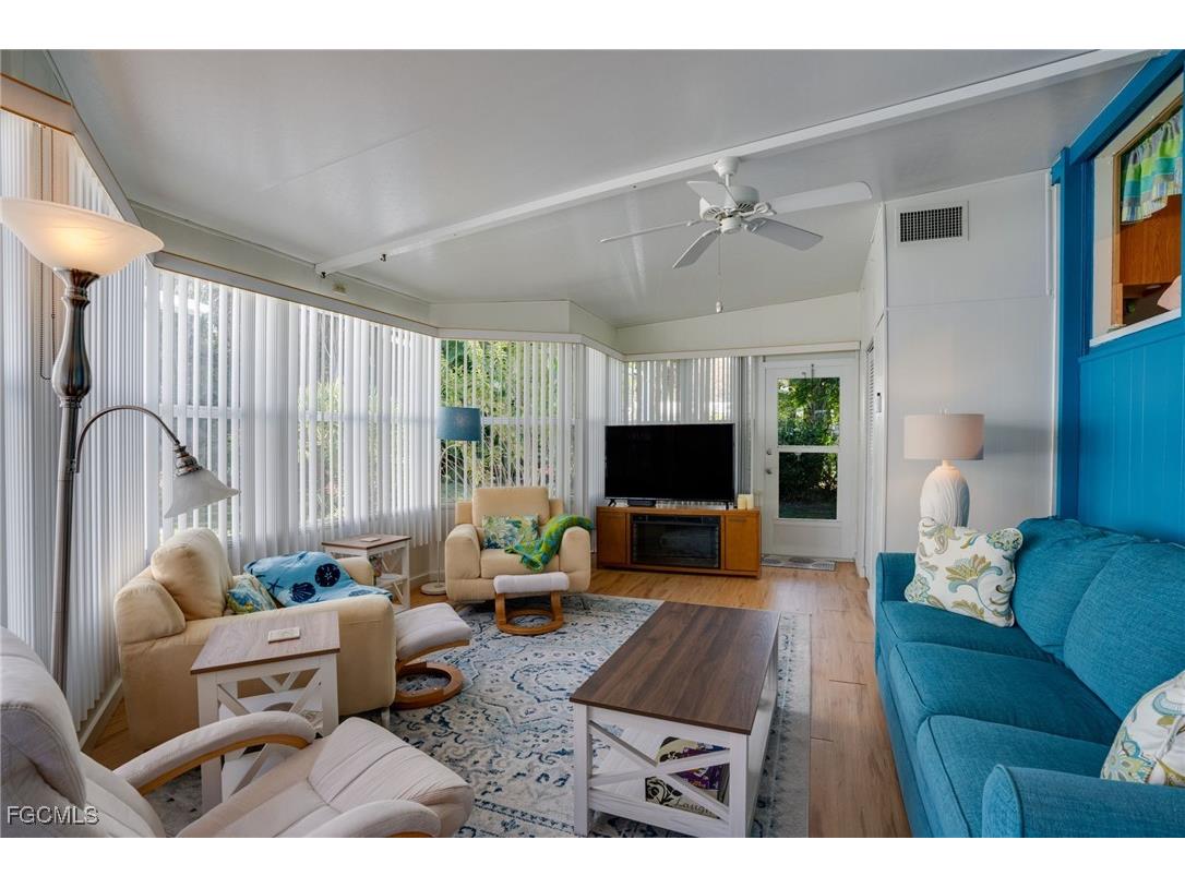 10835 Ani Circle Estero FL 33928 2025022397 image3