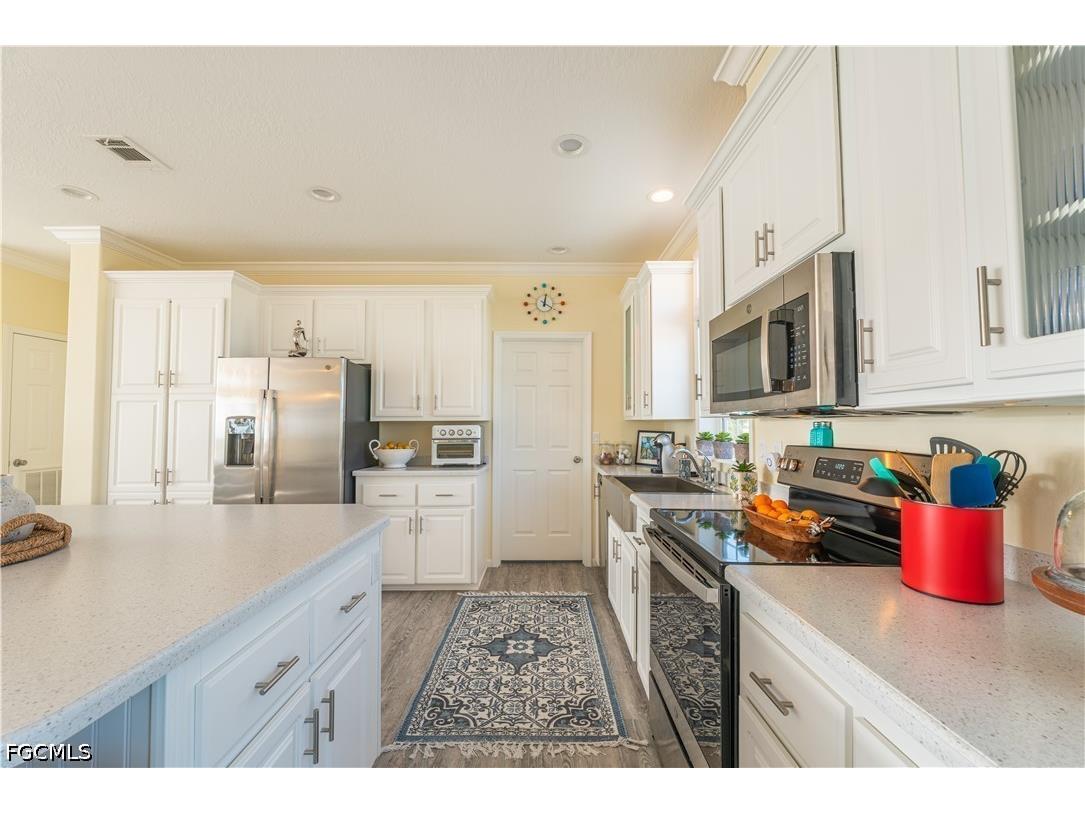 1084 E Anchor Lane Moore Haven FL 33471 2026018724 image3