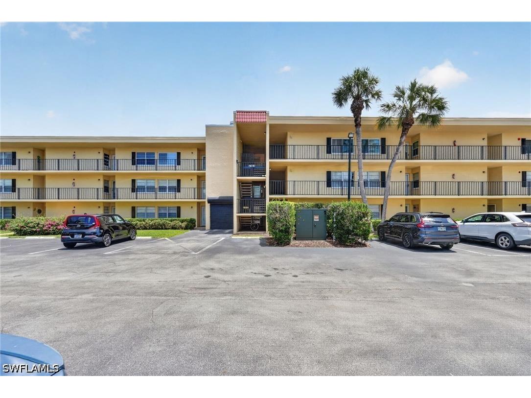 1084 Forest Lakes Drive #7205 Naples FL 34105 226017036 image42