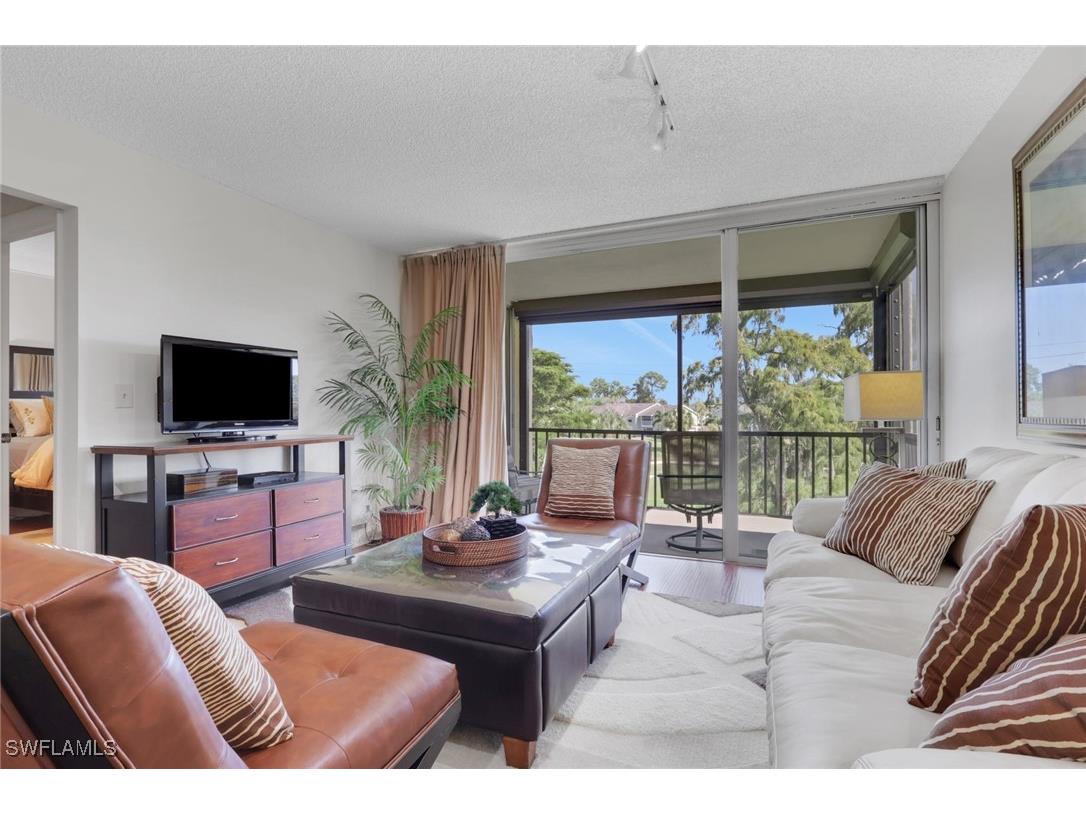 1084 Forest Lakes Drive #7304 Naples FL 34105 225081391 image12