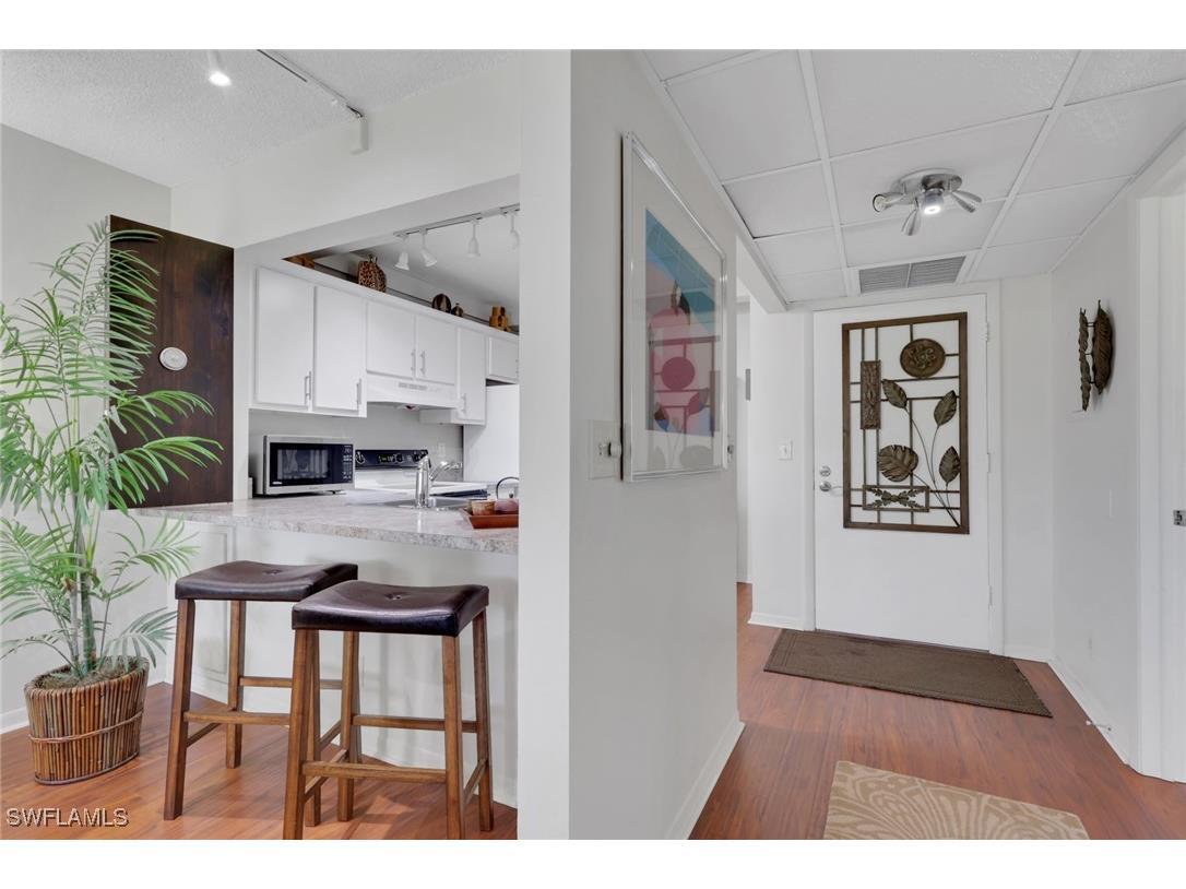 1084 Forest Lakes Drive #7304 Naples FL 34105 225081391 image3