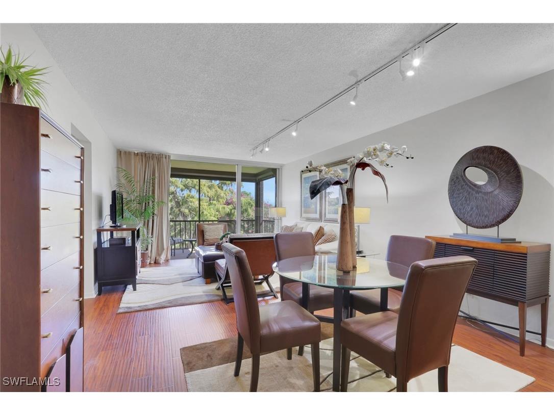 1084 Forest Lakes Drive #7304 Naples FL 34105 225081391 image9