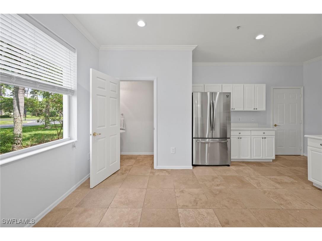 1084 Hampton Circle #49 Naples FL 34105 225079341 image11