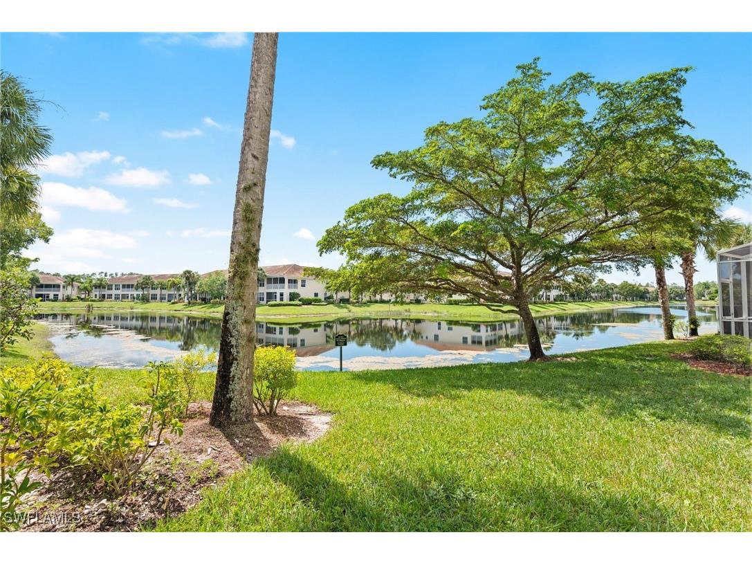 1084 Hampton Circle #49 Naples FL 34105 225079341 image18