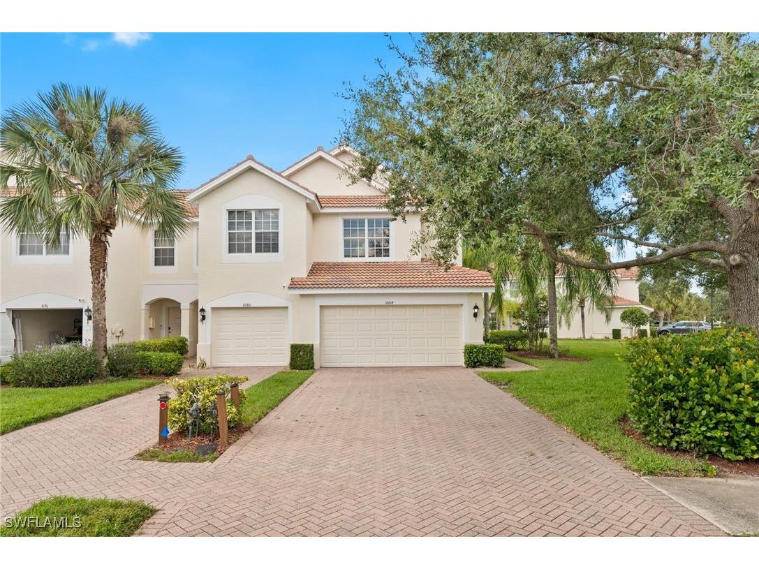 1084 Hampton Circle #49 Naples FL 34105 225079341 image2