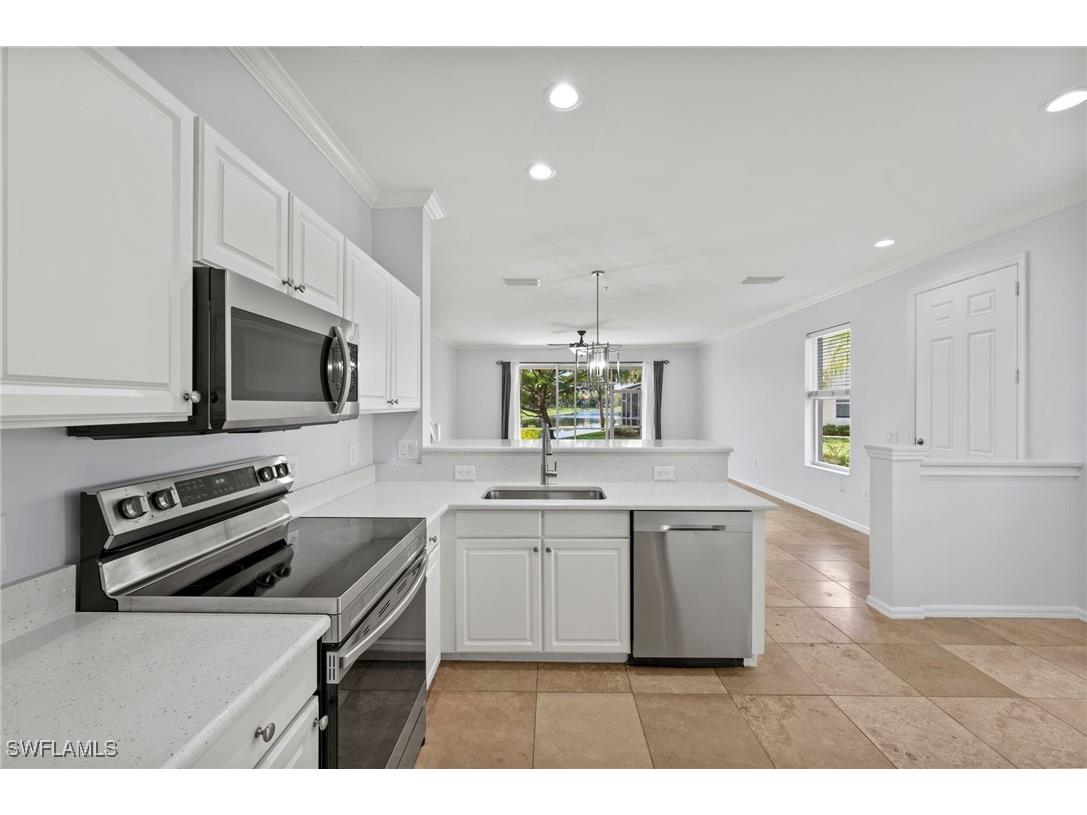 1084 Hampton Circle #49 Naples FL 34105 225079341 image8