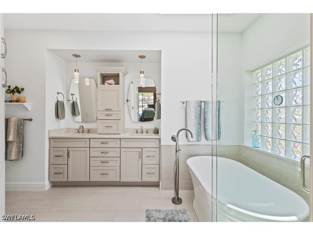 1084 Whiteheart Court Marco Island FL 34145 226018824 image26