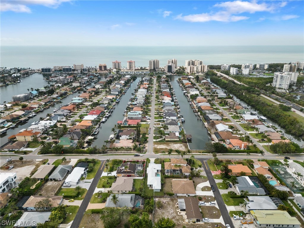 10842 Vanderbilt Drive Naples FL 34108 223017453 image1