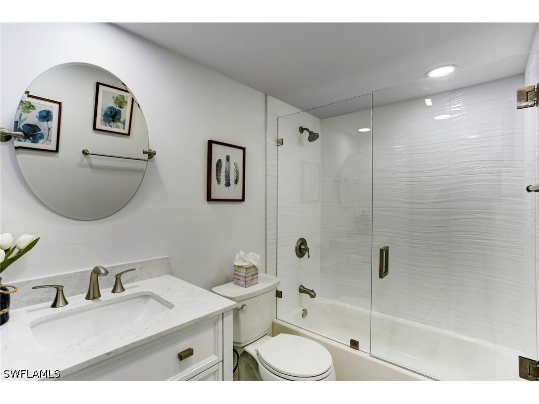10842 Vanderbilt Drive Naples FL 34108 226017368 image15