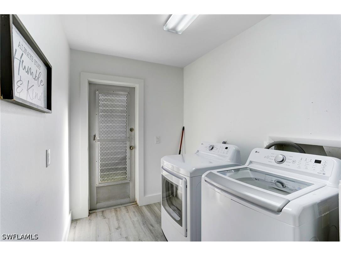 10842 Vanderbilt Drive Naples FL 34108 226017368 image24