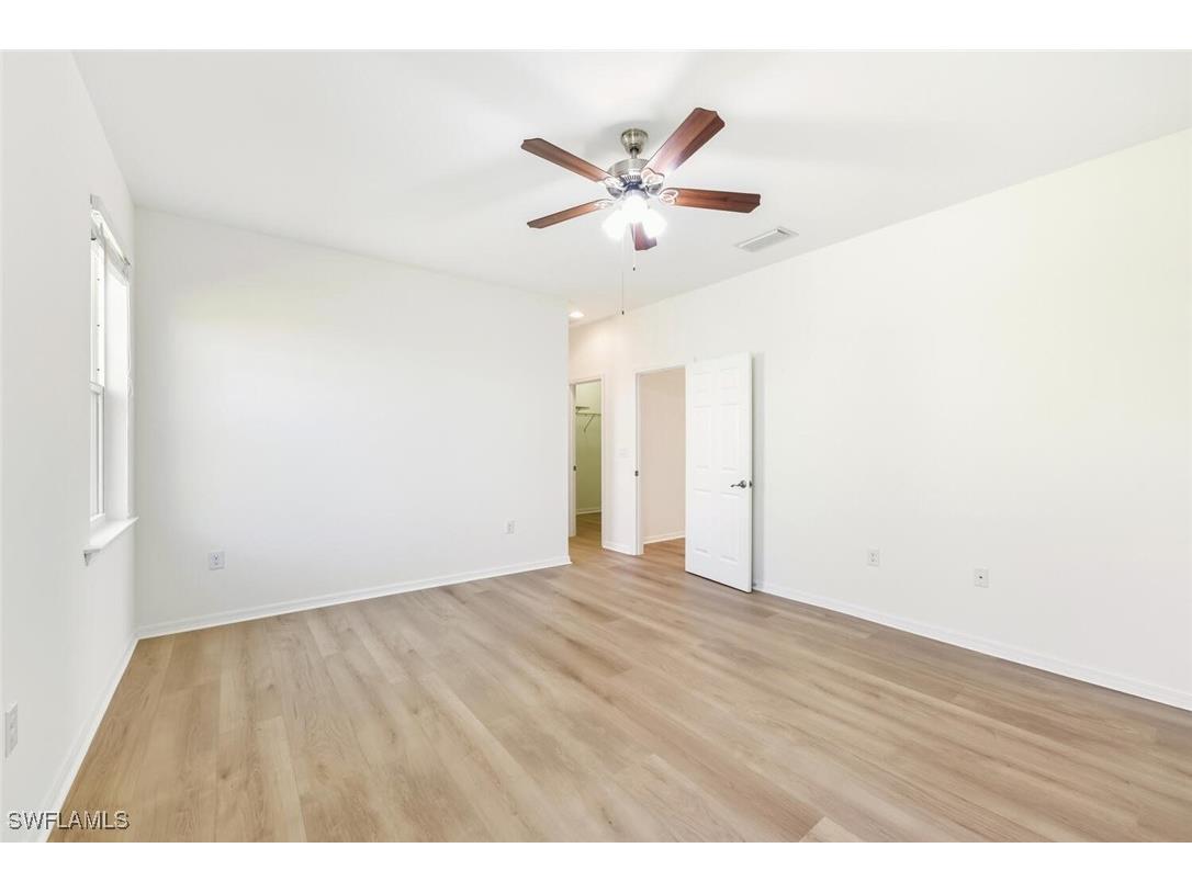 10844 Alvara Way Bonita Springs FL 34135 225075132 image17