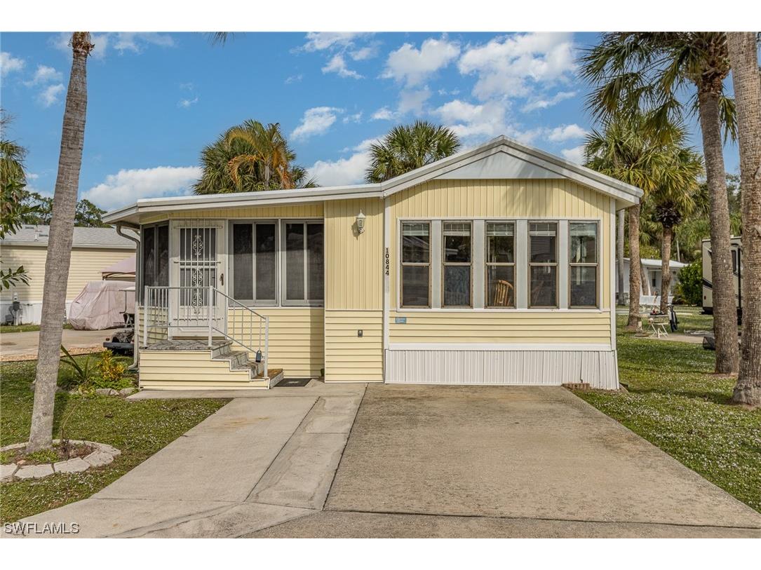 10844 Ani Circle Estero FL 33928 223049091 image1
