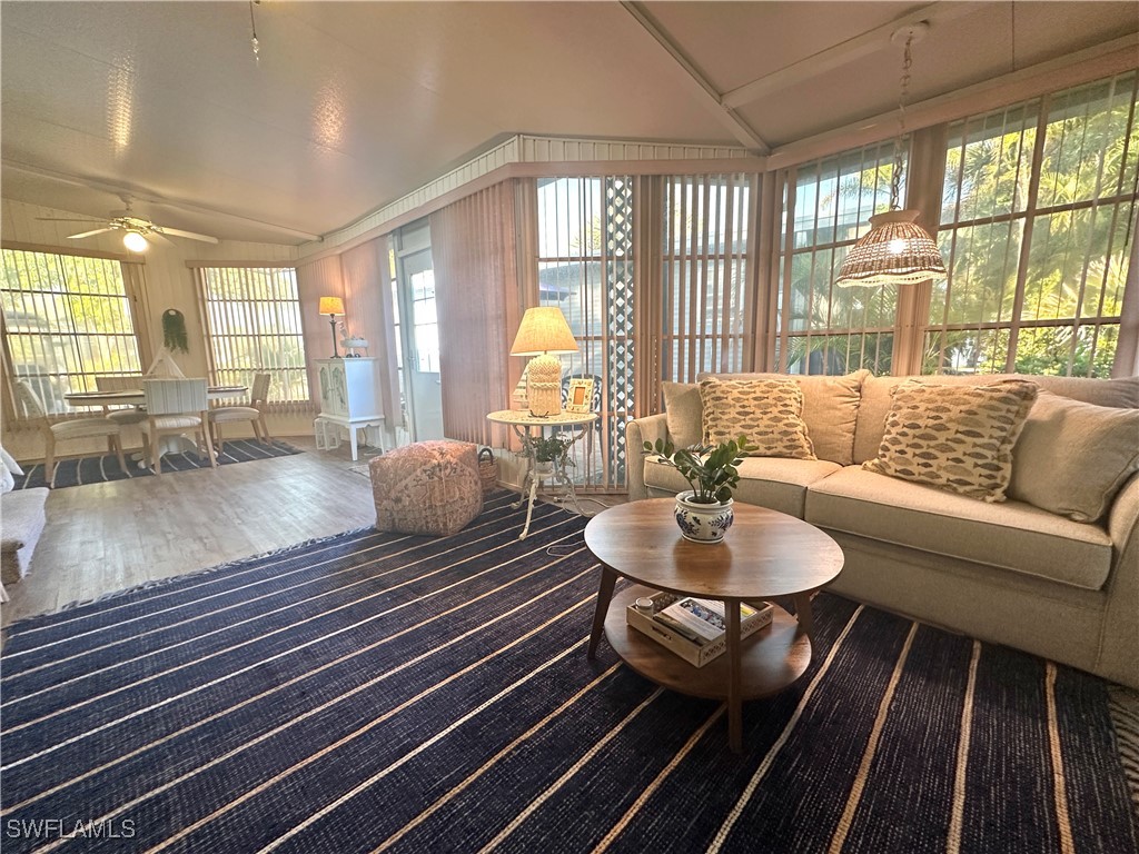 10847 Bonapartes Gull Estero FL 33928 226001092 image10