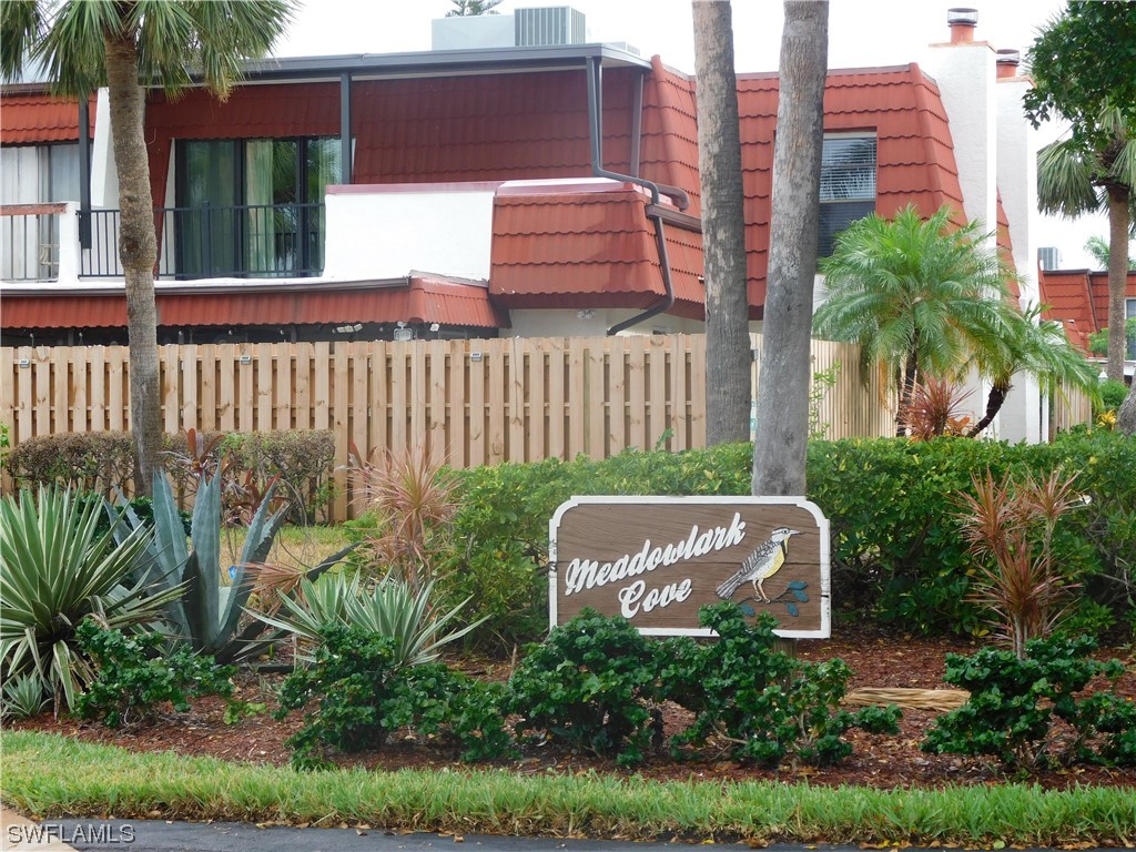 10847 Meadow Lark Cove Drive S Fort Myers FL 33908 223052793 image1