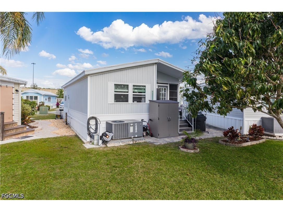 10848 Vireo Circle Estero FL 33928 2026019335 image20