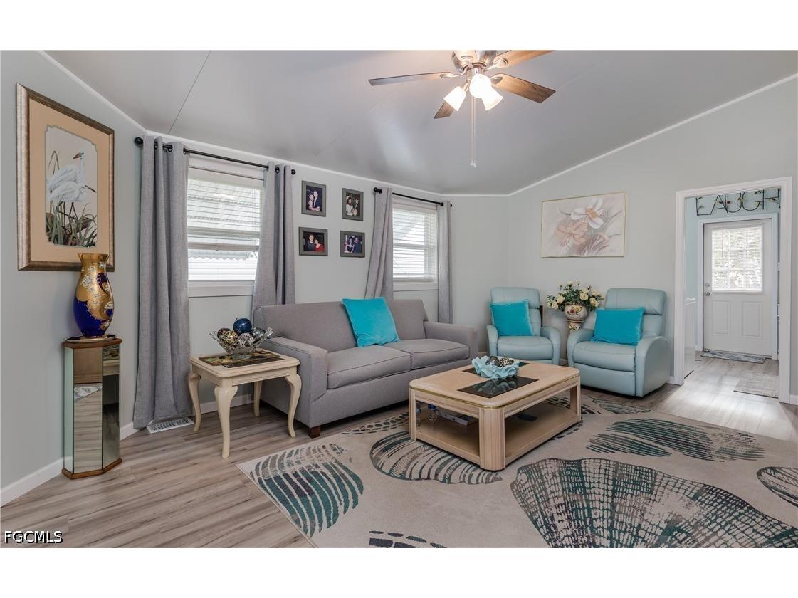 10848 Vireo Circle Estero FL 33928 2026019335 image3