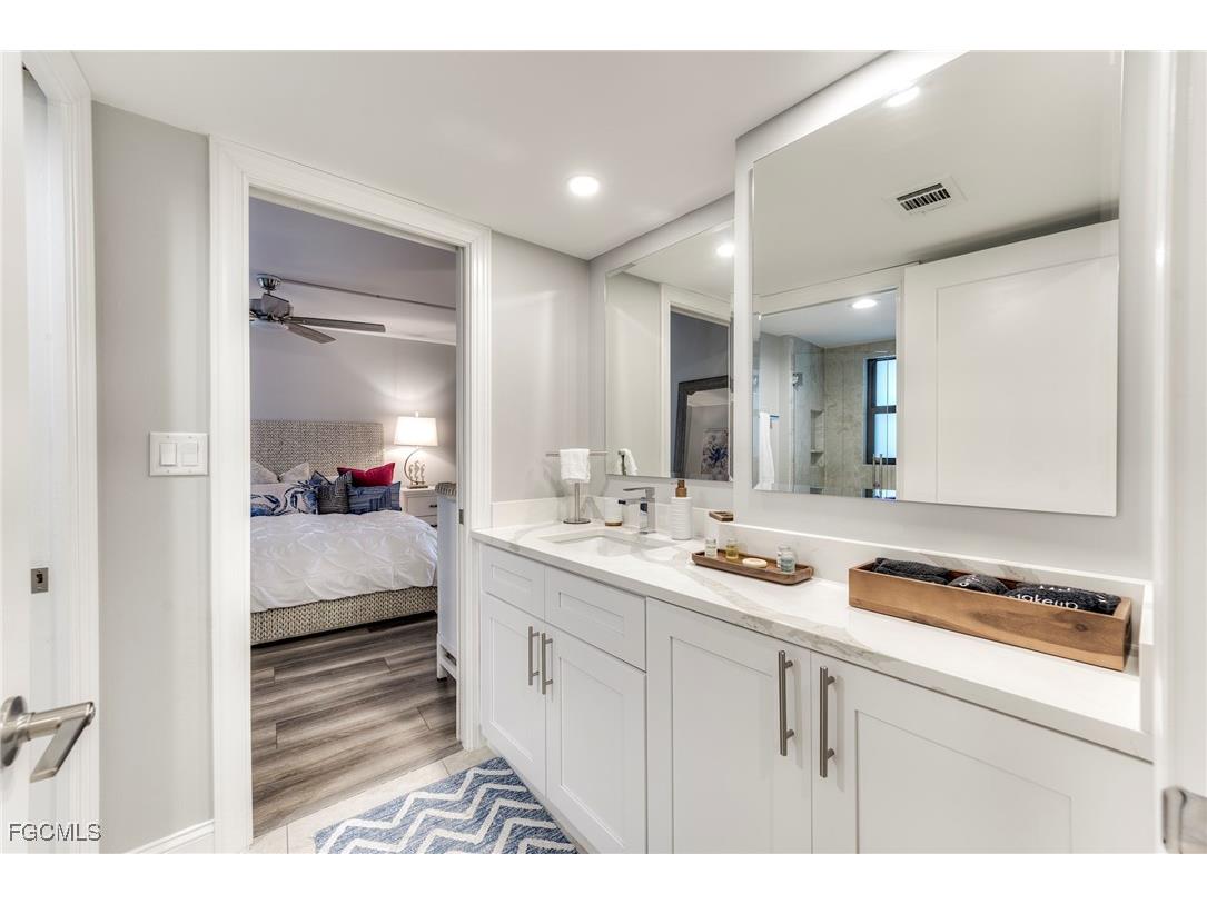 1085 Bald Eagle Drive #B307 Marco Island FL 34145 2025007073 image20