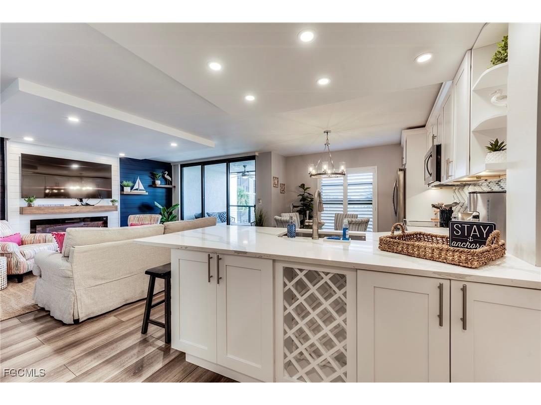 1085 Bald Eagle Drive #B307 Marco Island FL 34145 2025007073 image3