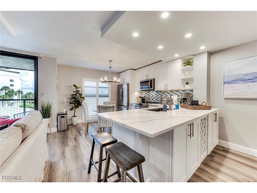 1085 Bald Eagle Drive #B307 Marco Island FL 34145 2025007073 image5