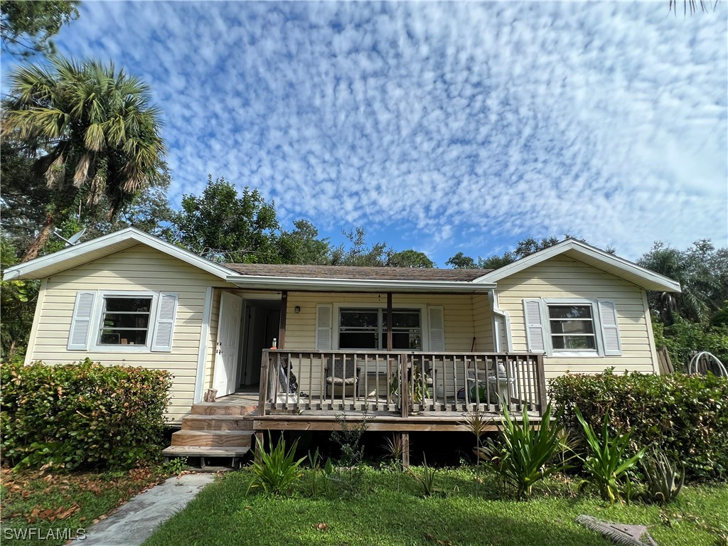 1085 Butler Road North Fort Myers FL 33917 223074081 image1