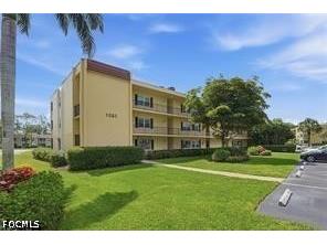 1085 Forest Lakes Drive #8102 Naples FL 34105 2026028992 image24