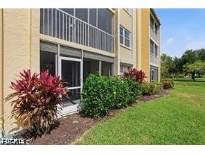 1085 Forest Lakes Drive #8102 Naples FL 34105 2026028992 image26