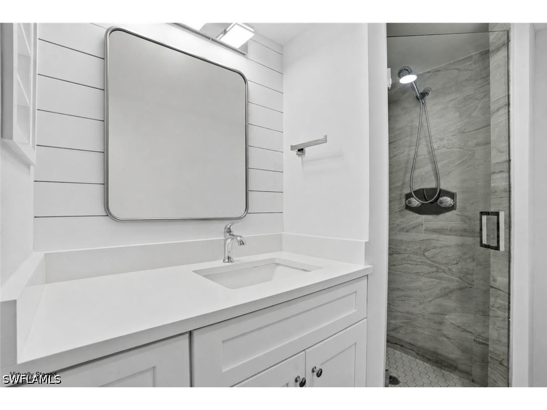 1085 Forest Lakes Drive #8102 Naples FL 34105 226018954 image18