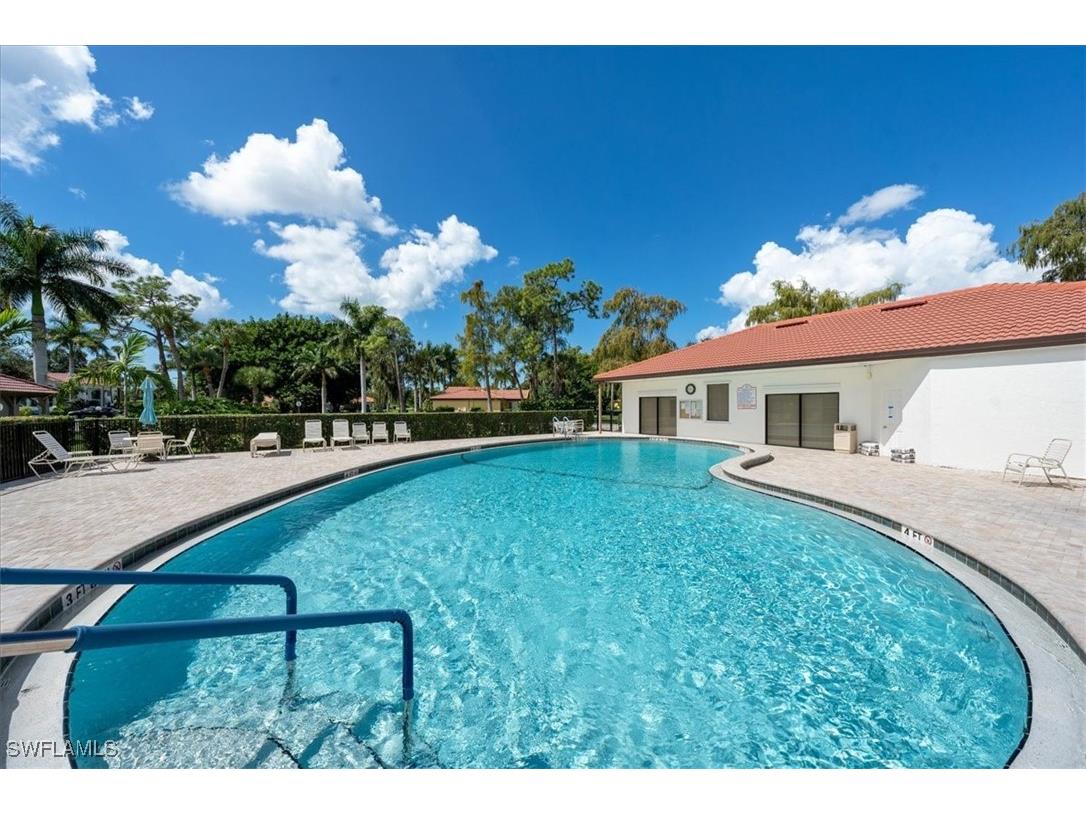 1085 Forest Lakes Drive #8105 Naples FL 34105 225073663 image10