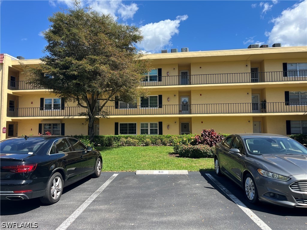 1085 Forest Lakes Drive #8202 Naples FL 34105 226020029 image1