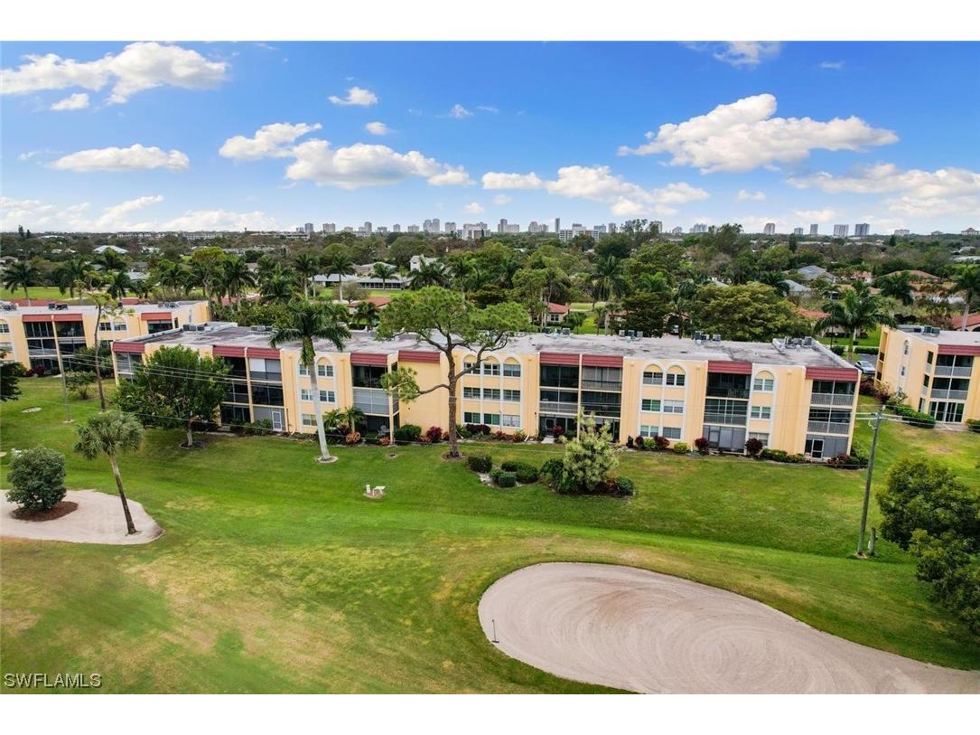 1085 Forest Lakes Drive #8302 Naples FL 34105 224009098 image1